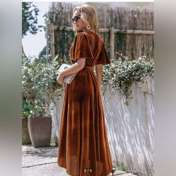 Simple Elegant Brown High-Low Dress - Picture 2 of 12